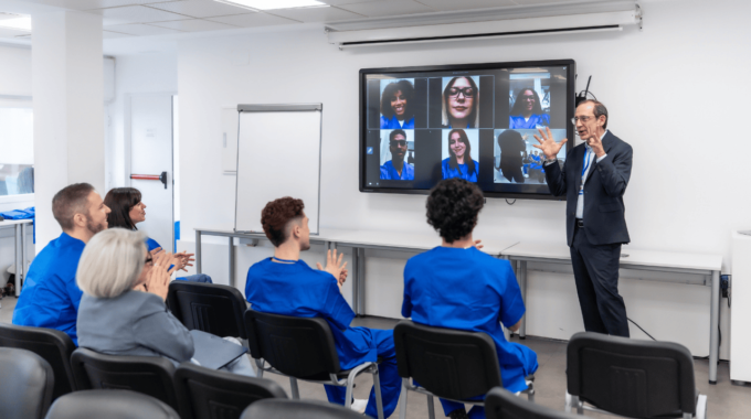 How To Choose Hybrid Learning Furniture For Flexible Classrooms