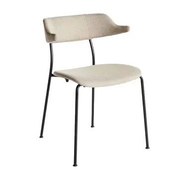 Mou Chair With A Seat Pad